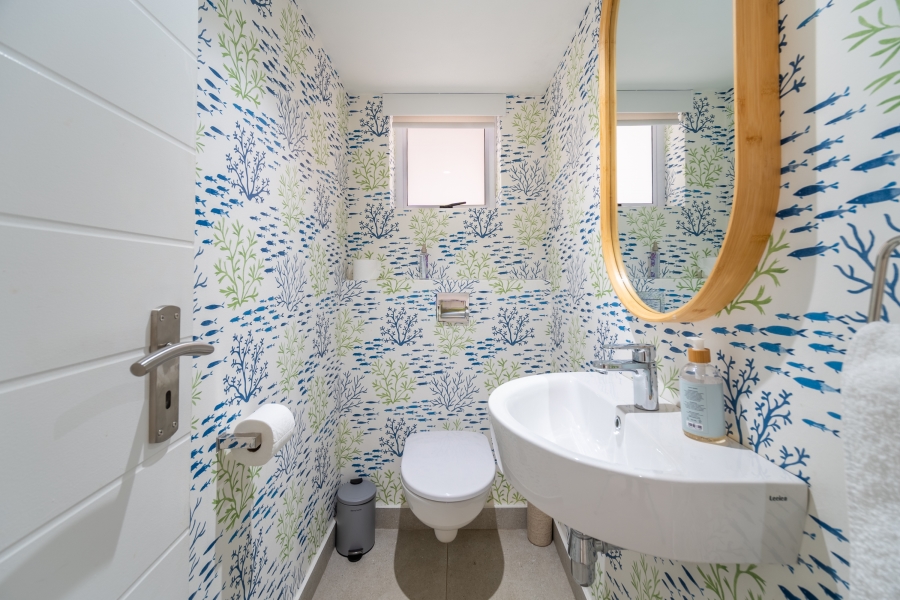 5 Bedroom Property for Sale in St Francis Links Eastern Cape